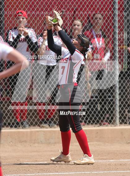 Thumbnail 3 in North Sanpete vs. Union (UHSAA 3A Round 3) photogallery.
