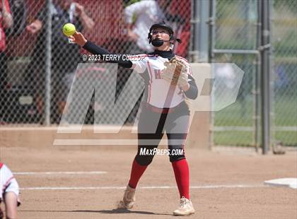 Thumbnail 2 in North Sanpete vs. Union (UHSAA 3A Round 3) photogallery.