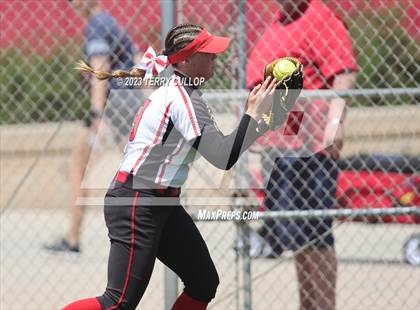 Thumbnail 3 in North Sanpete vs. Union (UHSAA 3A Round 3) photogallery.