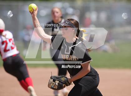 Thumbnail 2 in North Sanpete vs. Union (UHSAA 3A Round 3) photogallery.