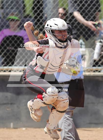 Thumbnail 3 in North Sanpete vs. Union (UHSAA 3A Round 3) photogallery.