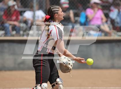 Thumbnail 3 in North Sanpete vs. Union (UHSAA 3A Round 3) photogallery.