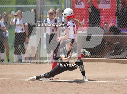 Thumbnail 3 in North Sanpete vs. Union (UHSAA 3A Round 3) photogallery.