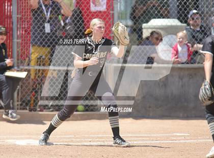 Thumbnail 2 in North Sanpete vs. Union (UHSAA 3A Round 3) photogallery.