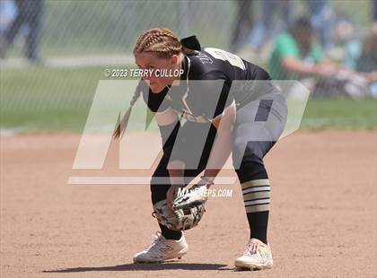 Thumbnail 3 in North Sanpete vs. Union (UHSAA 3A Round 3) photogallery.