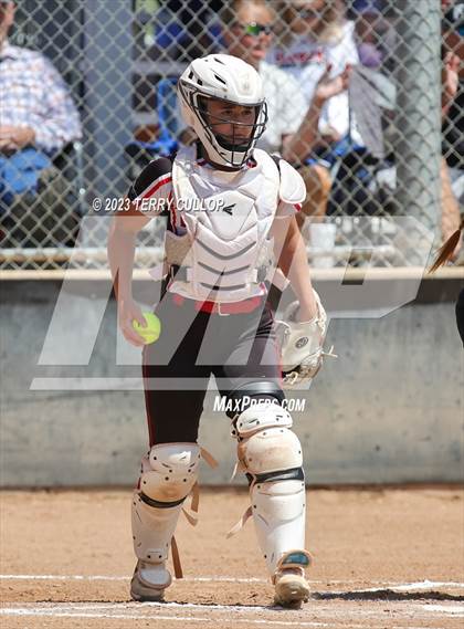 Thumbnail 2 in North Sanpete vs. Union (UHSAA 3A Round 3) photogallery.