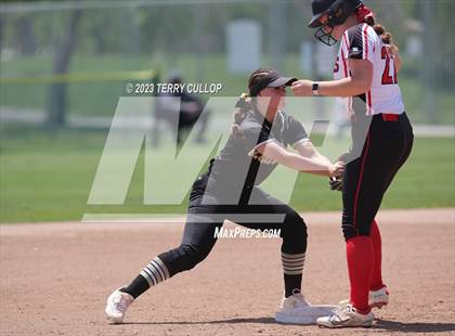 Thumbnail 3 in North Sanpete vs. Union (UHSAA 3A Round 3) photogallery.