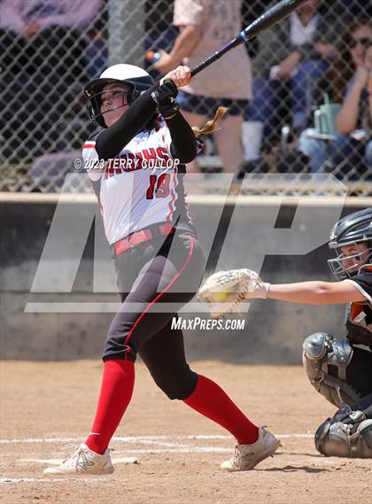 Thumbnail 1 in North Sanpete vs. Union (UHSAA 3A Round 3) photogallery.