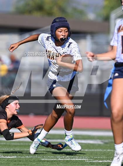 Thumbnail 3 in Castaic vs. Anaheim (CIF SS Div 5 Final) photogallery.