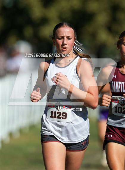 Thumbnail 2 in UIL 1A Girls Cross Country State Final photogallery.