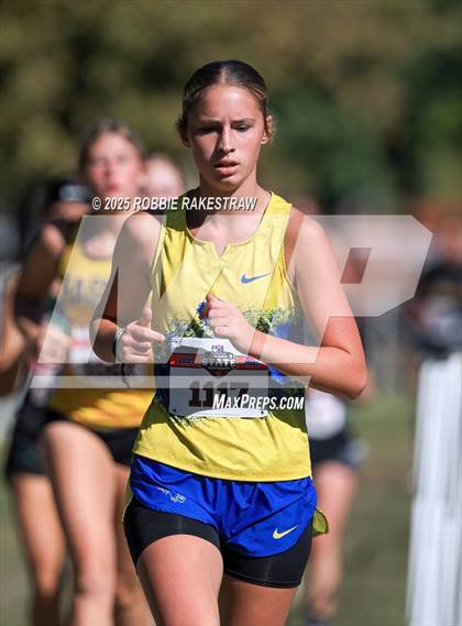 Thumbnail 1 in UIL 1A Girls Cross Country State Final photogallery.
