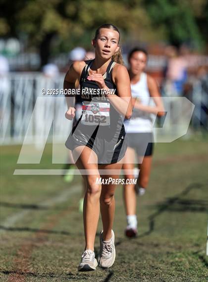 Thumbnail 2 in UIL 1A Girls Cross Country State Final photogallery.
