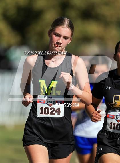 Thumbnail 2 in UIL 1A Girls Cross Country State Final photogallery.