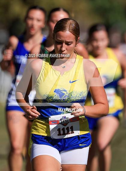 Thumbnail 2 in UIL 1A Girls Cross Country State Final photogallery.