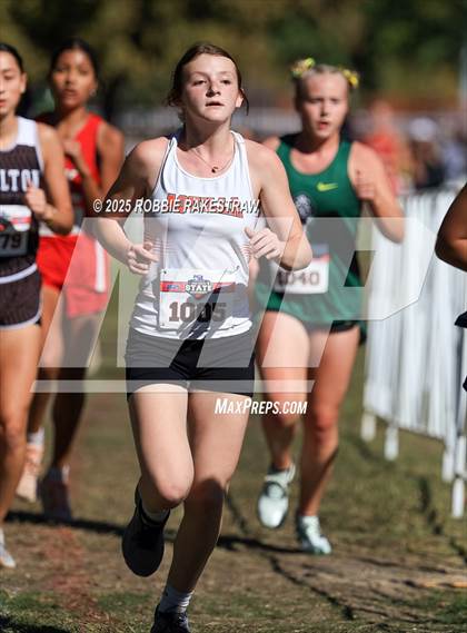 Thumbnail 2 in UIL 1A Girls Cross Country State Final photogallery.
