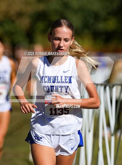 Thumbnail 1 in UIL 1A Girls Cross Country State Final photogallery.