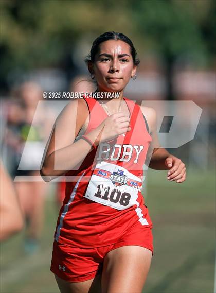 Thumbnail 2 in UIL 1A Girls Cross Country State Final photogallery.