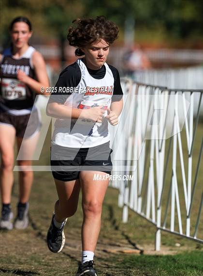 Thumbnail 1 in UIL 1A Girls Cross Country State Final photogallery.