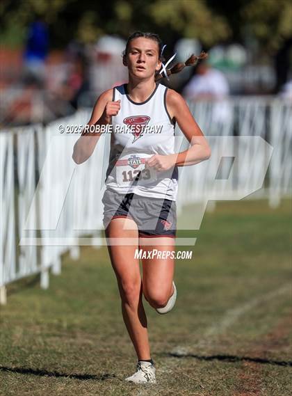 Thumbnail 2 in UIL 1A Girls Cross Country State Final photogallery.