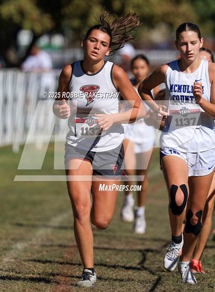 Thumbnail 3 in UIL 1A Girls Cross Country State Final photogallery.