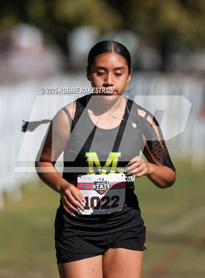 Thumbnail 3 in UIL 1A Girls Cross Country State Final photogallery.
