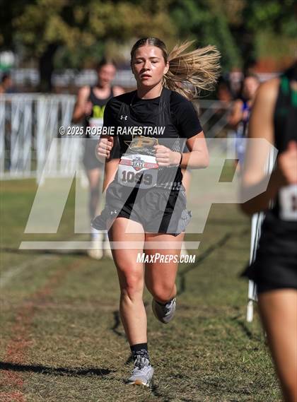 Thumbnail 1 in UIL 1A Girls Cross Country State Final photogallery.