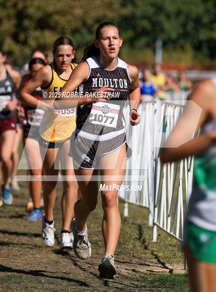 Thumbnail 1 in UIL 1A Girls Cross Country State Final photogallery.