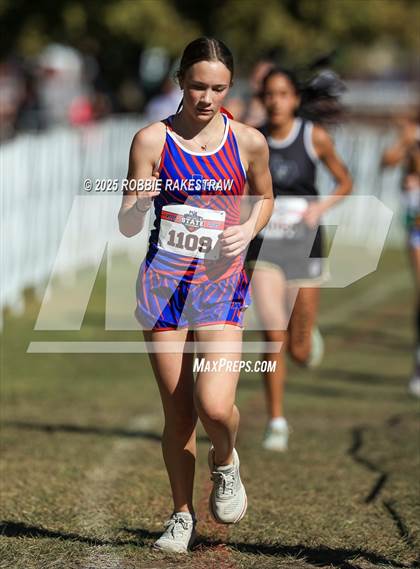 Thumbnail 2 in UIL 1A Girls Cross Country State Final photogallery.