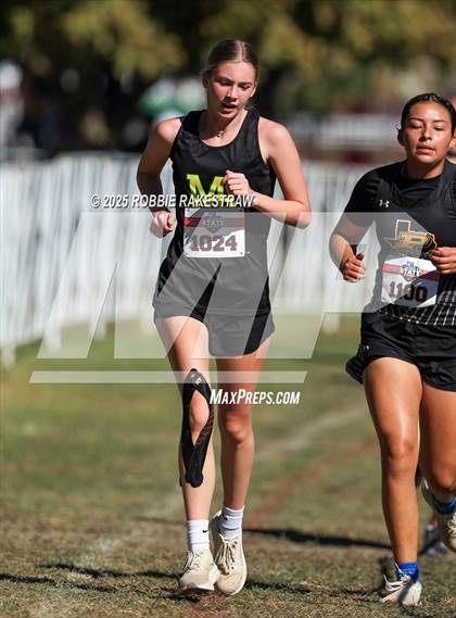 Thumbnail 1 in UIL 1A Girls Cross Country State Final photogallery.
