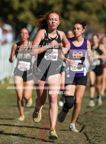 Thumbnail 3 in UIL 1A Girls Cross Country State Final photogallery.