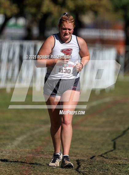 Thumbnail 1 in UIL 1A Girls Cross Country State Final photogallery.