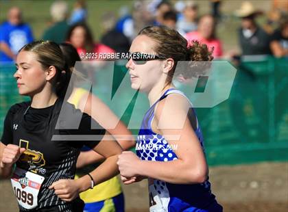 Thumbnail 3 in UIL 1A Girls Cross Country State Final photogallery.
