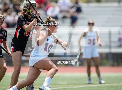 Thumbnail 2 in Palos Verdes vs. Westlake (LA Lax Foundation Semi Final) photogallery.
