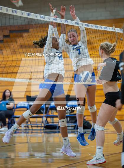 Thumbnail 2 in Valley Christian @ Rancho Bernardo photogallery.