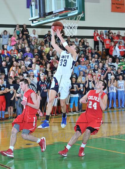 Thumbnail 1 in Colfax vs. Unity (WIAA D4 Sectional Semifinal)  photogallery.