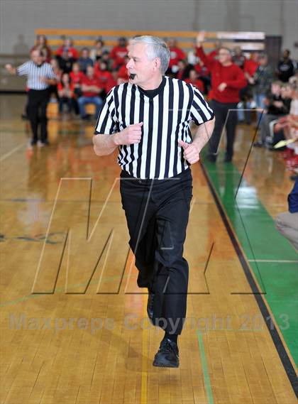 Thumbnail 3 in Colfax vs. Unity (WIAA D4 Sectional Semifinal)  photogallery.