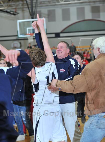 Thumbnail 2 in Colfax vs. Unity (WIAA D4 Sectional Semifinal)  photogallery.