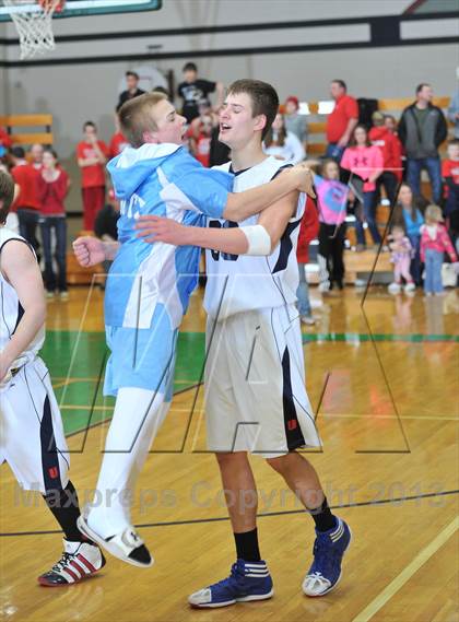 Thumbnail 1 in Colfax vs. Unity (WIAA D4 Sectional Semifinal)  photogallery.