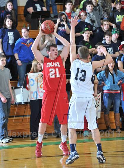 Thumbnail 3 in Colfax vs. Unity (WIAA D4 Sectional Semifinal)  photogallery.