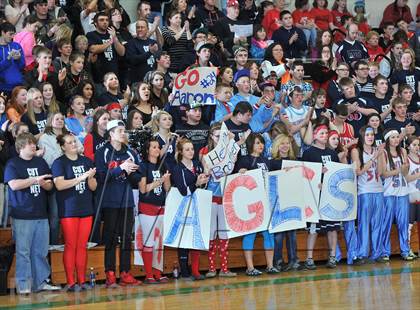 Thumbnail 3 in Colfax vs. Unity (WIAA D4 Sectional Semifinal)  photogallery.
