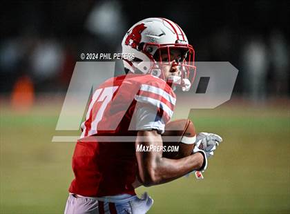 Thumbnail 2 in DeMatha @ Archbishop Spalding photogallery.