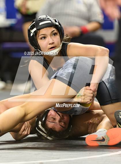 Thumbnail 3 in AIA Semi-Finals photogallery.