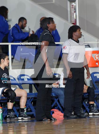 Thumbnail 1 in South Houston vs. Pasadena Memorial (McDonald's Texas Invitational) photogallery.