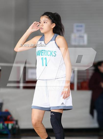 Thumbnail 2 in South Houston vs. Pasadena Memorial (McDonald's Texas Invitational) photogallery.