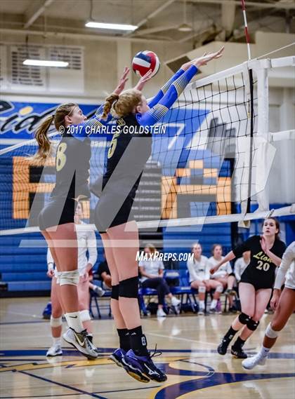 Thumbnail 1 in Oaks Christian @ Agoura photogallery.