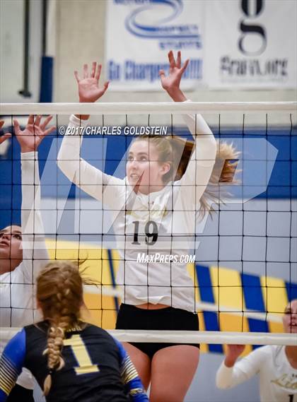 Thumbnail 2 in Oaks Christian @ Agoura photogallery.