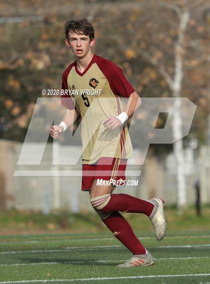 Thumbnail 2 in Servite @ JSerra Catholic photogallery.