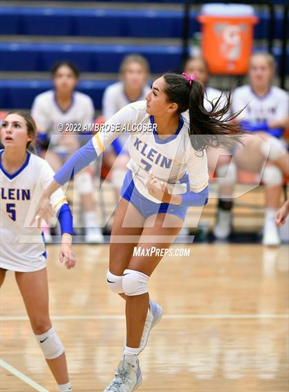Thumbnail 2 in Bridgeland vs. Klein photogallery.