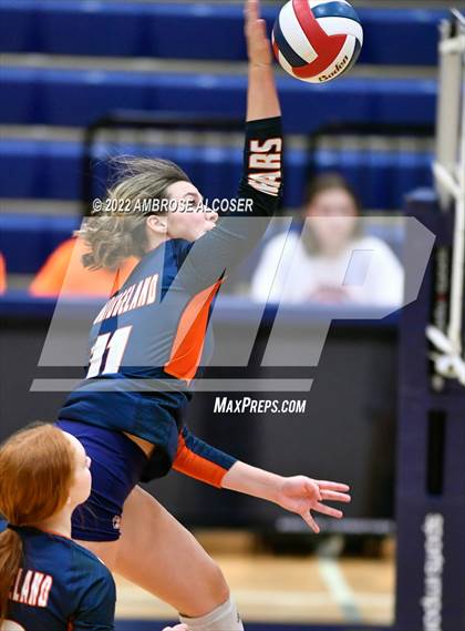 Thumbnail 3 in Bridgeland vs. Klein photogallery.