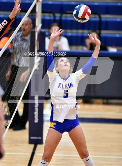 Thumbnail 3 in Bridgeland vs. Klein photogallery.